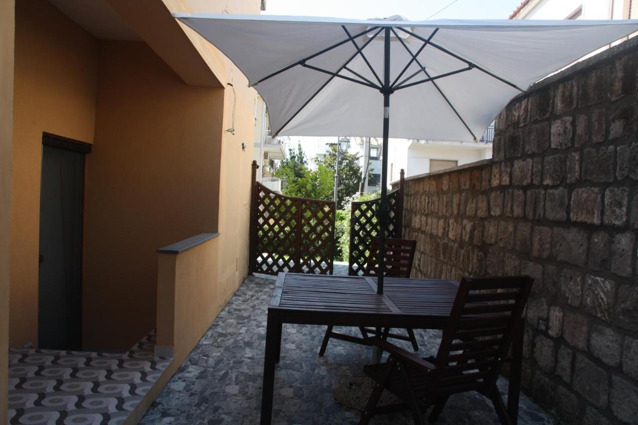 Villa Maria Meta Esterno foto